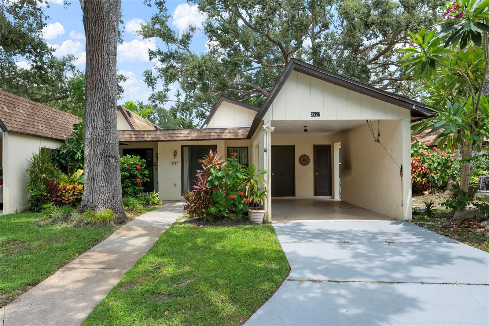 Charming Villa Just Minutes from Siesta Key
Discover this inviting 2-bedroom, 2-bathroom villa ideally located in Sarasota’s desirable Gulf Gate area. Built in 1974, this home blends classic Florida charm with comfortable living. The spacious layout features a bright Florida room, a screened-in porch, and a covered carport for convenience. The unit does need a little cosmetic updating but does have a newer AC system.
Enjoy peace of mind knowing the property is not in a flood zone that requires insurance, and take advantage of its immediate occupancy — perfect for seasonal or year-round living. You’ll love being just a 5-minute drive to world-famous Siesta Key Beach and close to a wide array of restaurants, shopping, and entertainment in the Gulf Gate neighborhood.
Whether you’re seeking a permanent residence, vacation getaway, or investment property, this villa offers an unbeatable location and lifestyle.