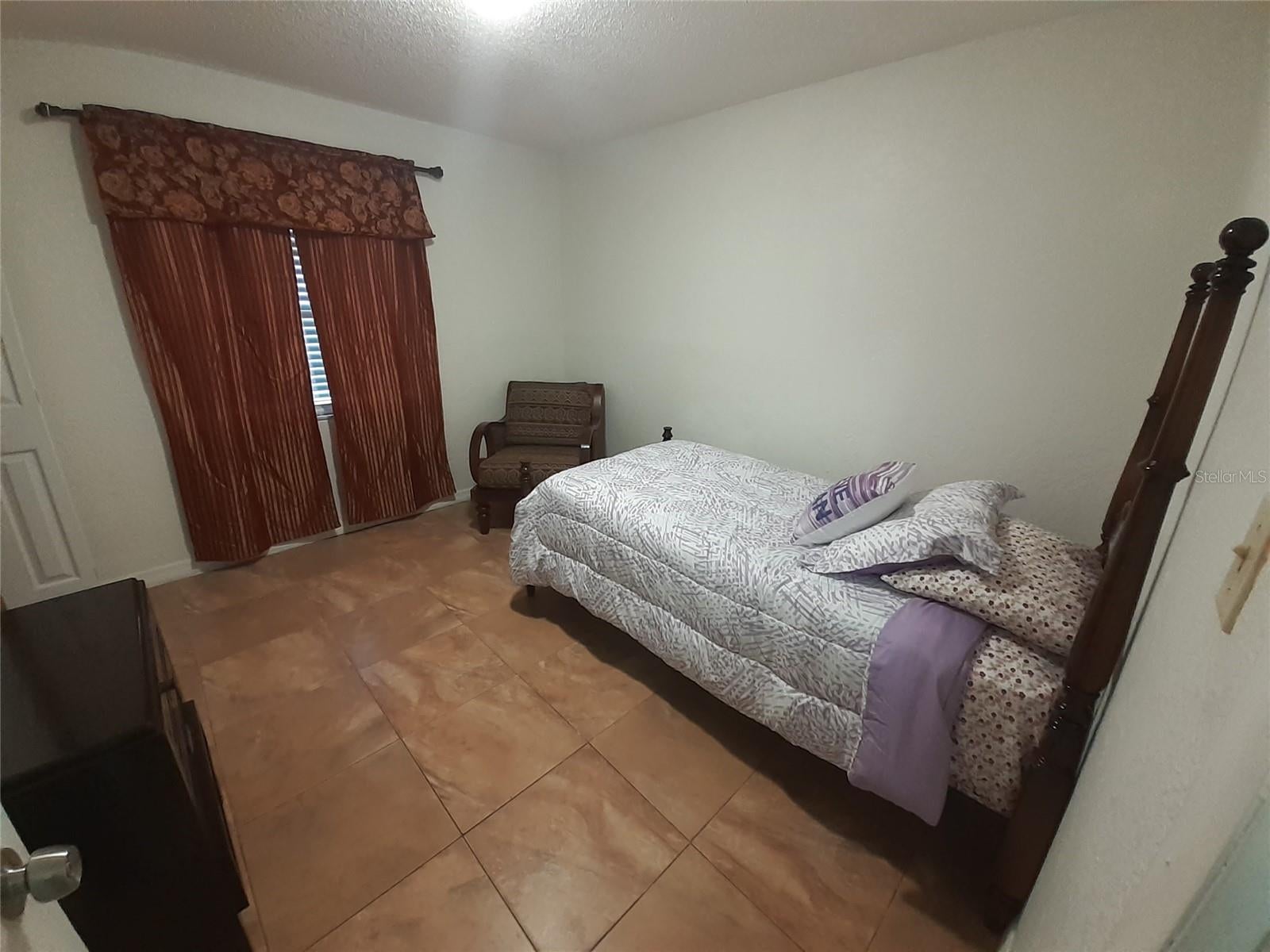 4019 WENDY DRIVE