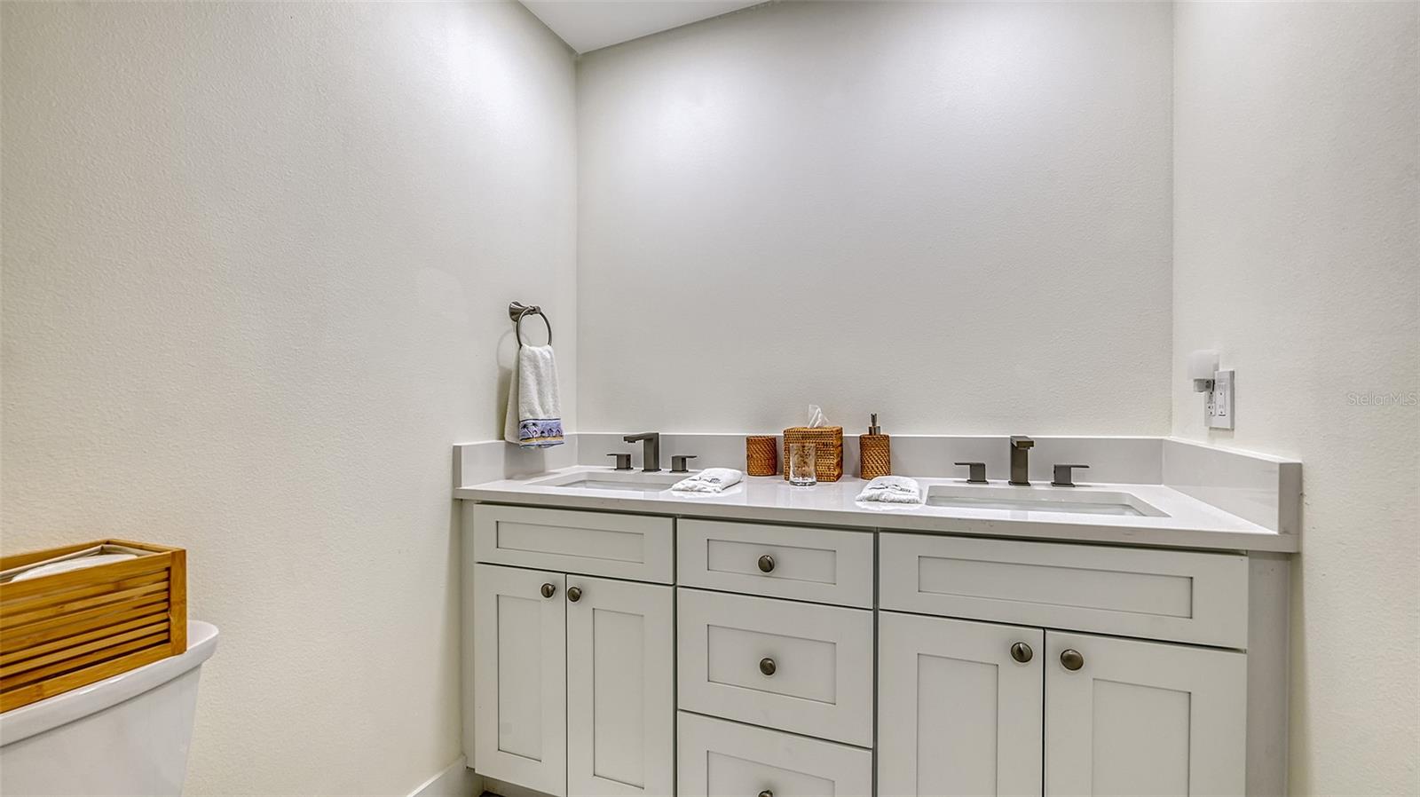 LONGBOAT SHORES REV - Residential