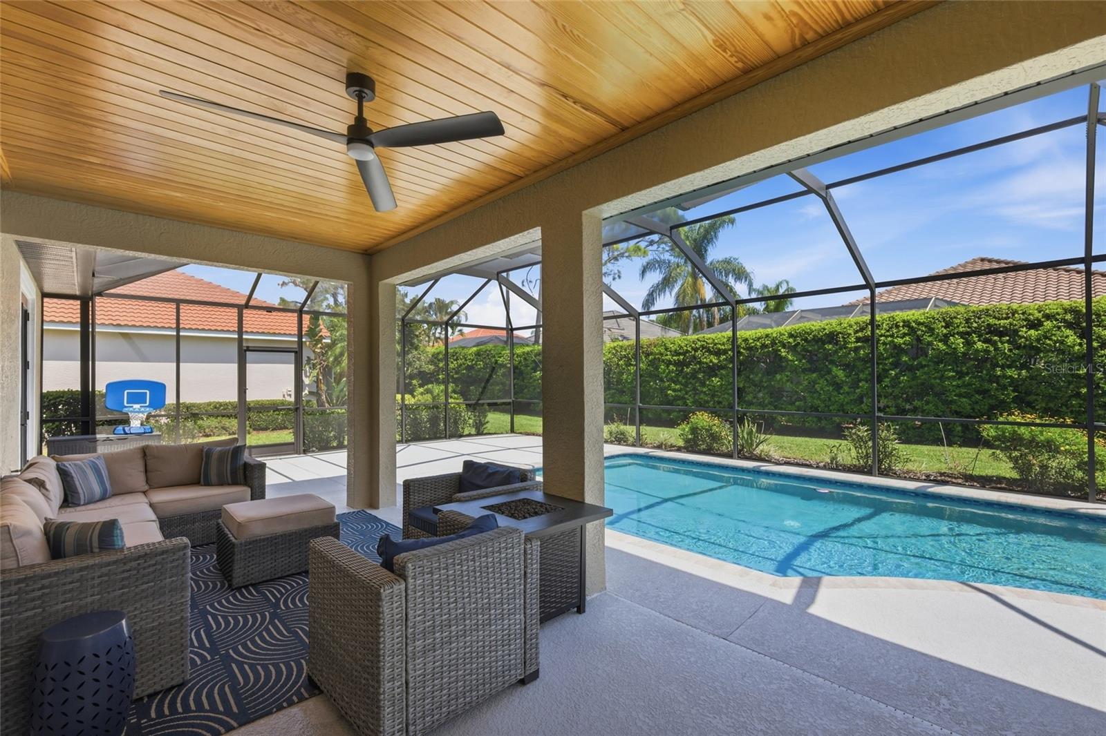 LAKEWOOD RANCH COUNTRY CLUB VILLAGE - Residential