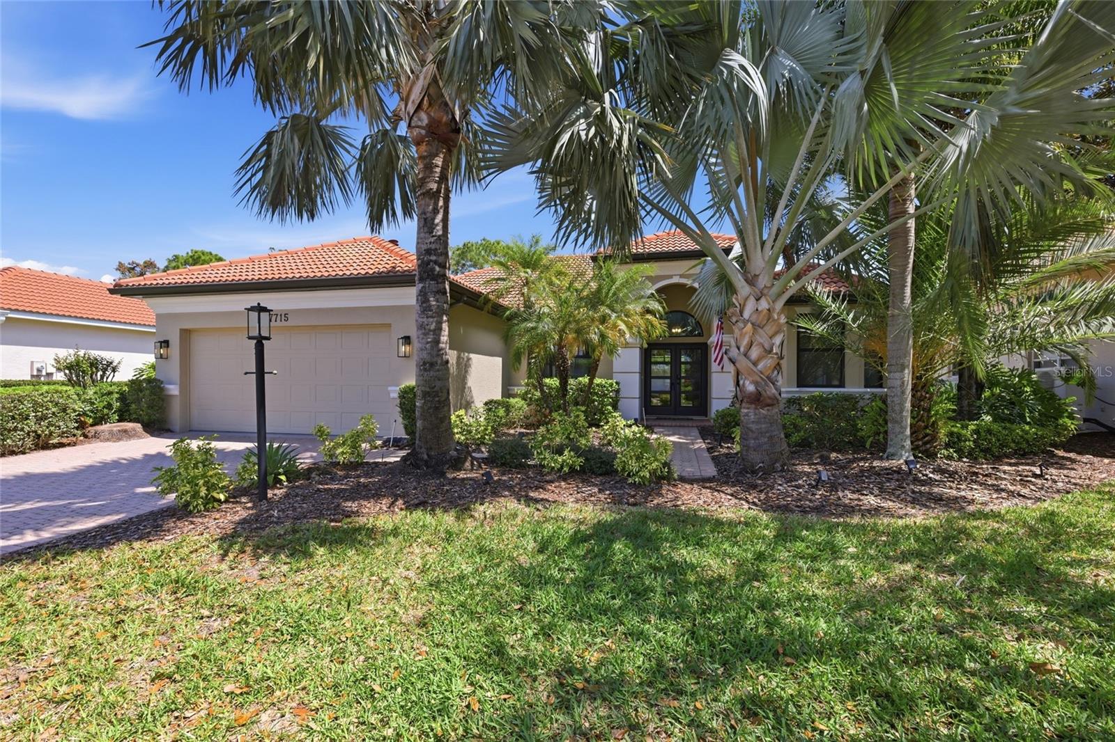 LAKEWOOD RANCH COUNTRY CLUB VILLAGE - Residential