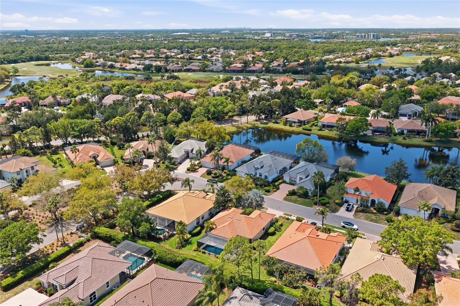 LAKEWOOD RANCH COUNTRY CLUB VILLAGE - Residential