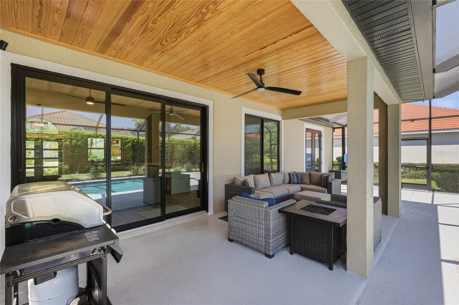 LAKEWOOD RANCH COUNTRY CLUB VILLAGE - Residential