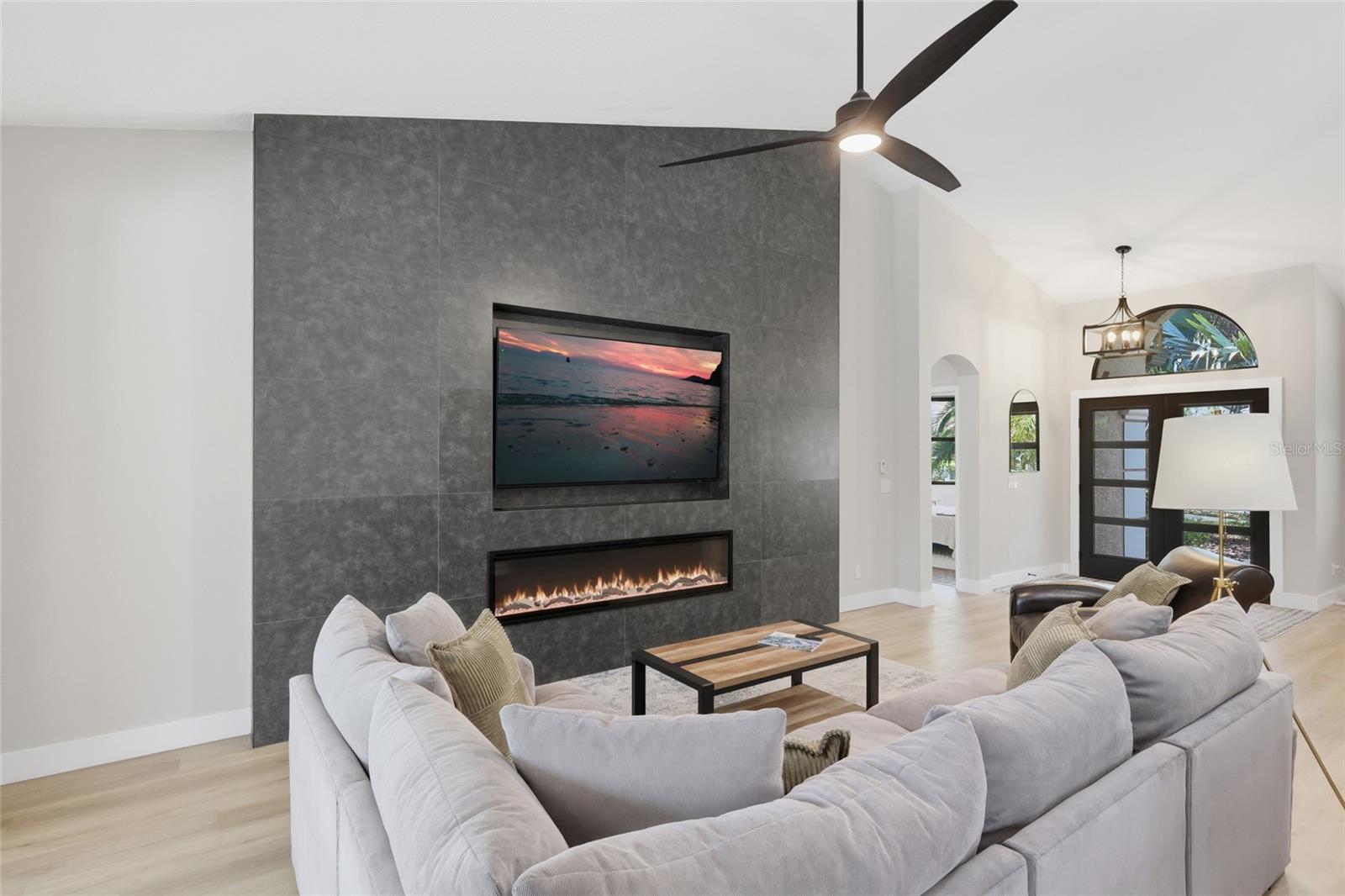 LAKEWOOD RANCH COUNTRY CLUB VILLAGE - Residential