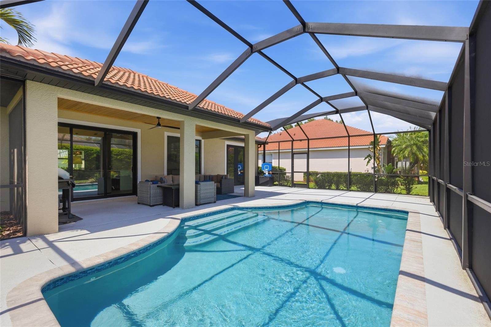 LAKEWOOD RANCH COUNTRY CLUB VILLAGE - Residential