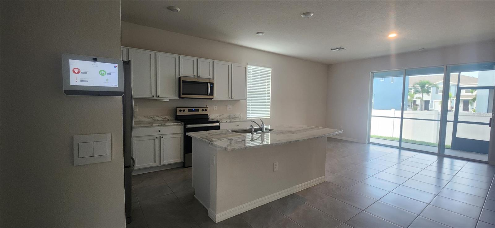 BRADEN POINTE - Residential Lease