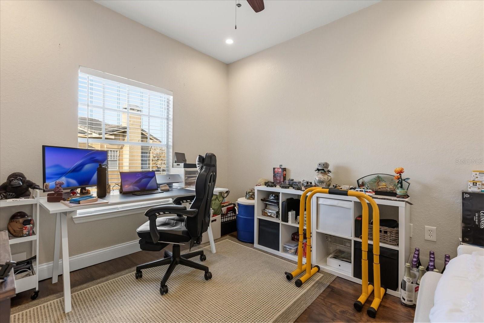 NOTTING HILL A CONDO - Residential