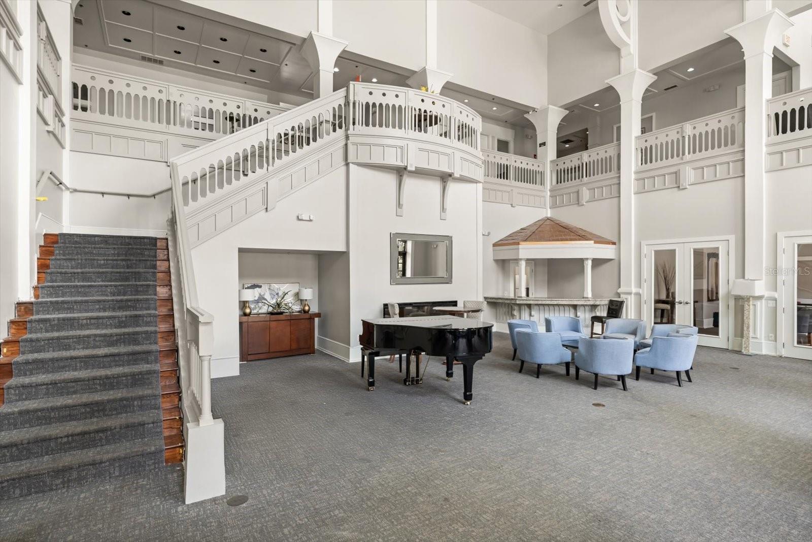 NOTTING HILL A CONDO - Residential