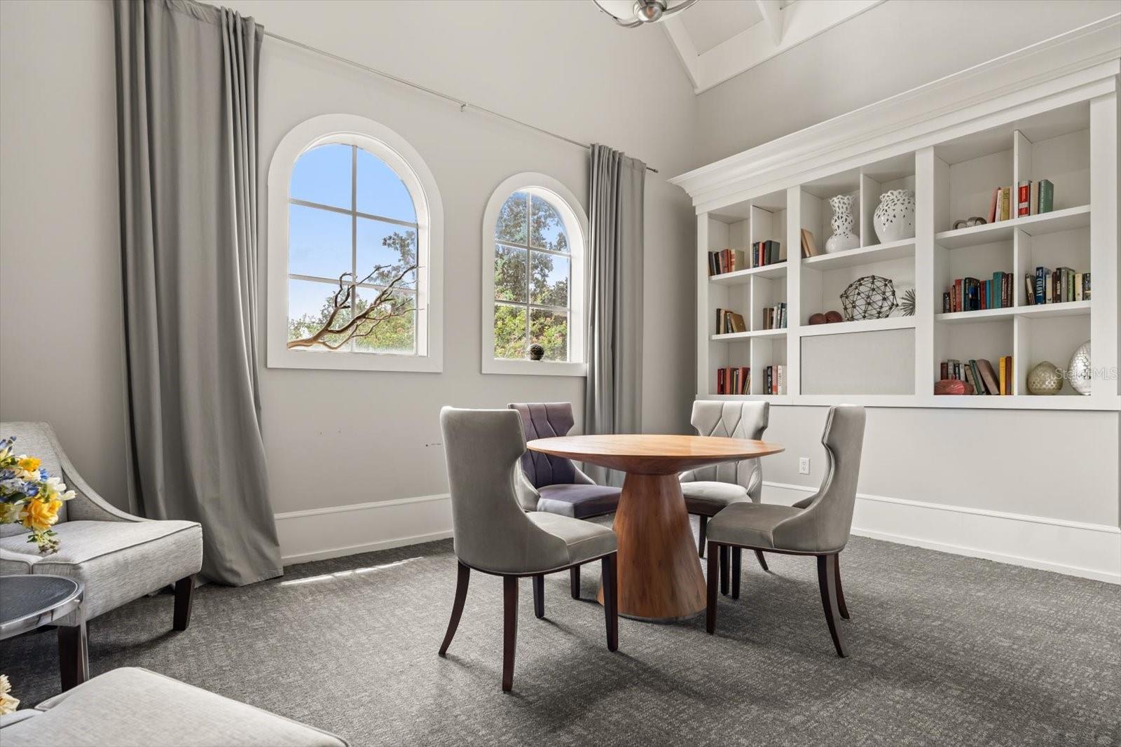 NOTTING HILL A CONDO - Residential