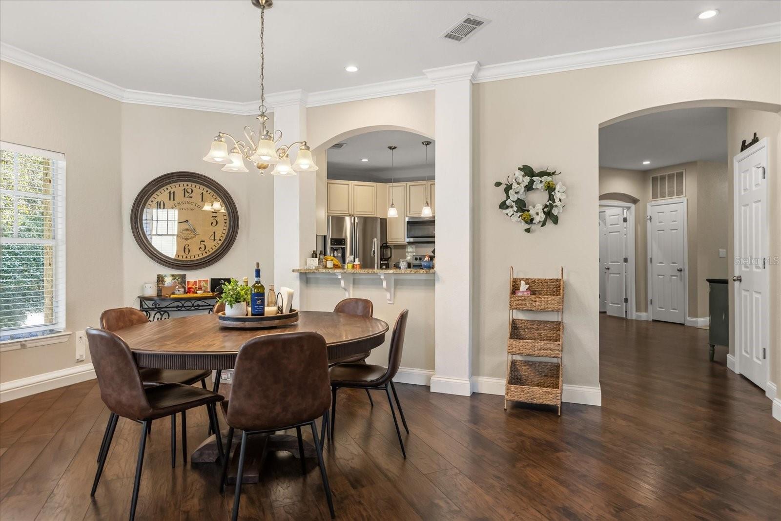 NOTTING HILL A CONDO - Residential