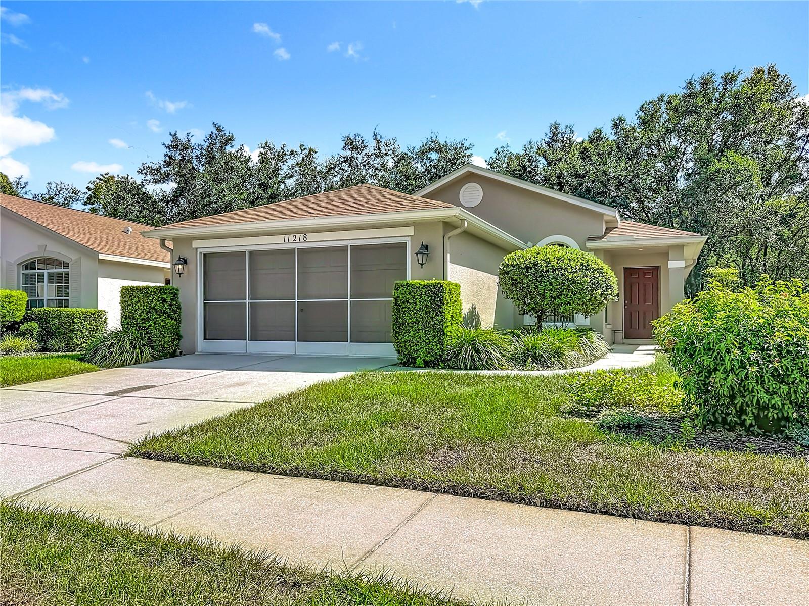 **$5,000 Flooring Credit with Full Price contract allows you to personalize this Dream Oasis in The Wellington of Seven Hills!**
MOVE-IN READY! This 2-bedroom, 2-bathroom patio home boasts 1,280 sq ft of beautifully designed living space, all on one level. Built by Ryland in 2009 and lovingly maintained by its original owner, this gem features a new reroof (2022) and a reliable AC system (2015) for your peace of mind.
Step inside to discover an open floor plan that invites you in with its soaring vaulted ceilings and abundant natural light. The spacious living area flows seamlessly into the modern kitchen, complete with a stylish breakfast bar—perfect for casual dining or entertaining friends!
Retreat to the luxurious primary suite, where you’ll find a walk-in shower and a generous walk-in closet that caters to all your storage needs. The second bedroom is equally inviting, making it ideal for guests or a home office.
But the perks don’t stop at your doorstep! Living in the Wellington community means you’ll enjoy fantastic amenities, including a clubhouse, restaurant, fitness center, community pool, and pickleball courts. Plus, lawn care, cable, and internet are all included, allowing you more time to enjoy everything in this vibrant community.
Don’t miss out on this incredible opportunity to own a slice of paradise in Spring Hill. Schedule your showing today and make this beautiful home yours!