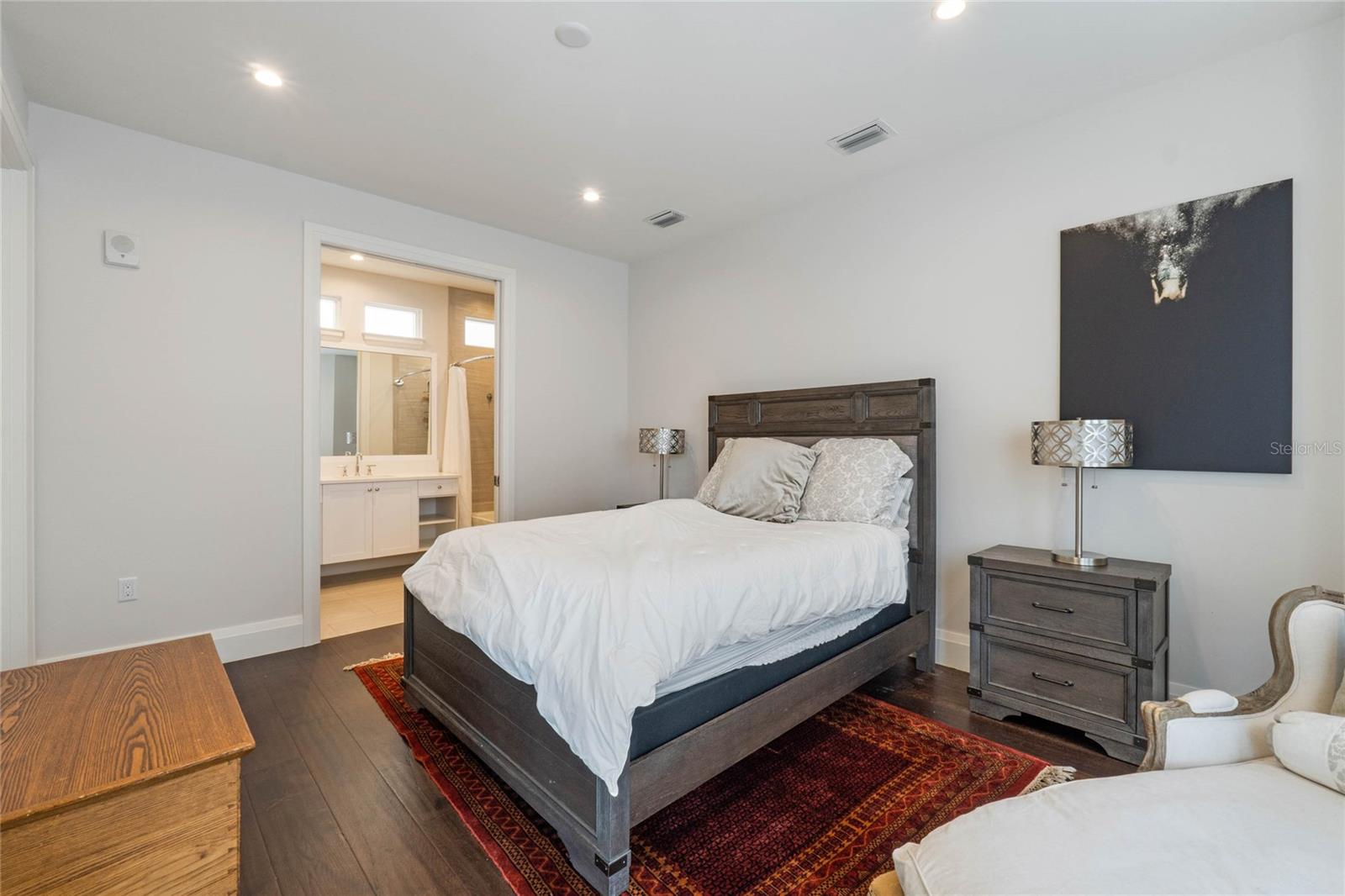 SOUTH INTERLACHEN PLACE - Residential