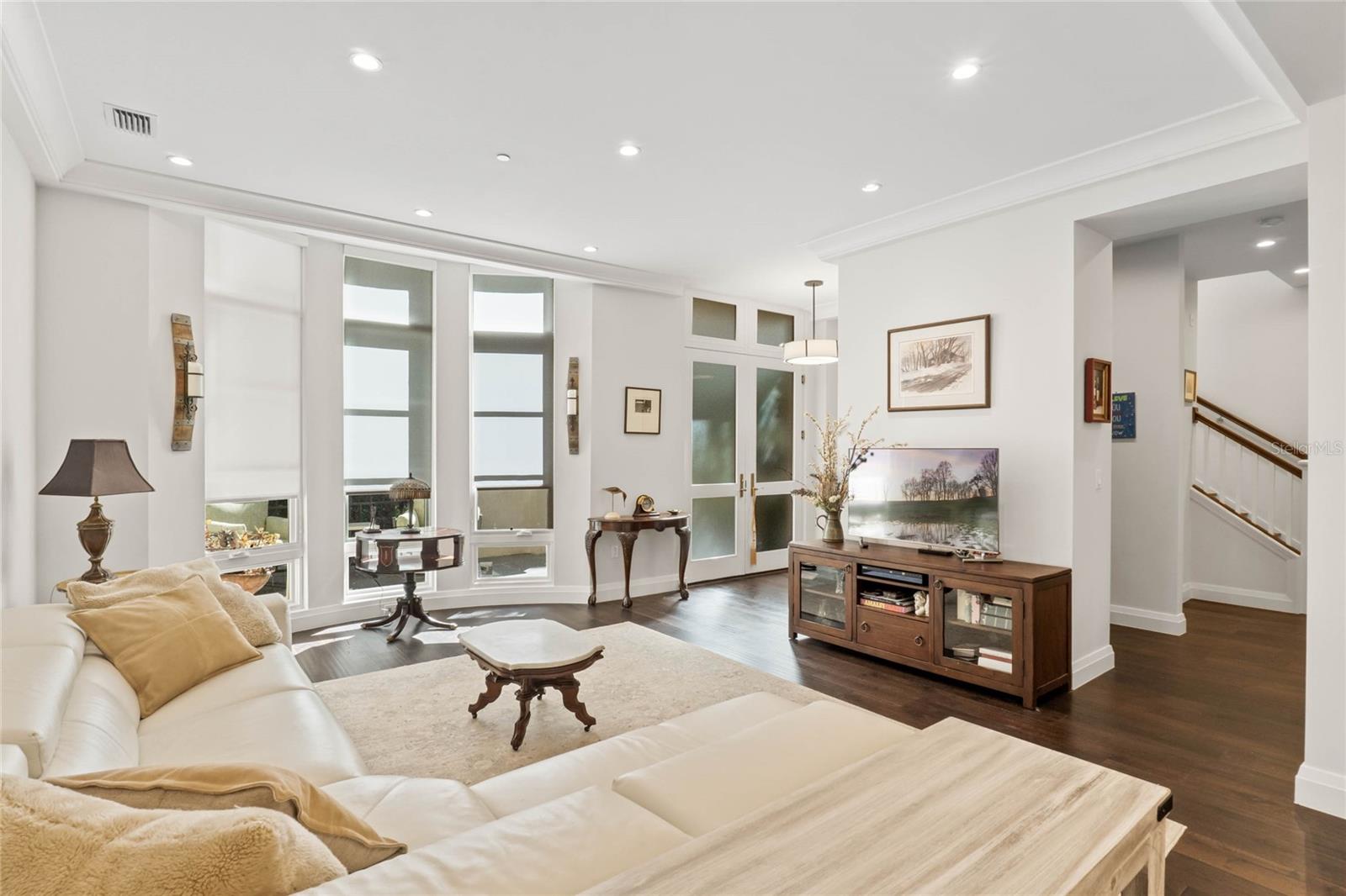 SOUTH INTERLACHEN PLACE - Residential