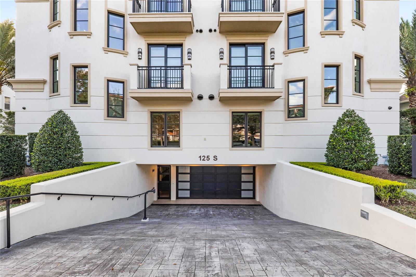 SOUTH INTERLACHEN PLACE - Residential