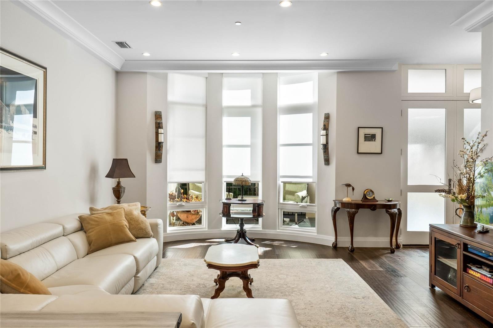 SOUTH INTERLACHEN PLACE - Residential