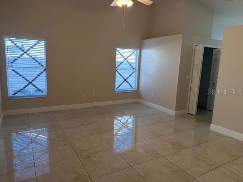 Photo of 2419 Rolling Broak Drive, Orlando, FL 32837 (MLS # O6368140)