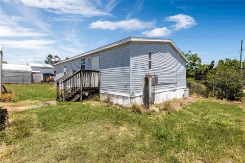 A home in DAVENPORT