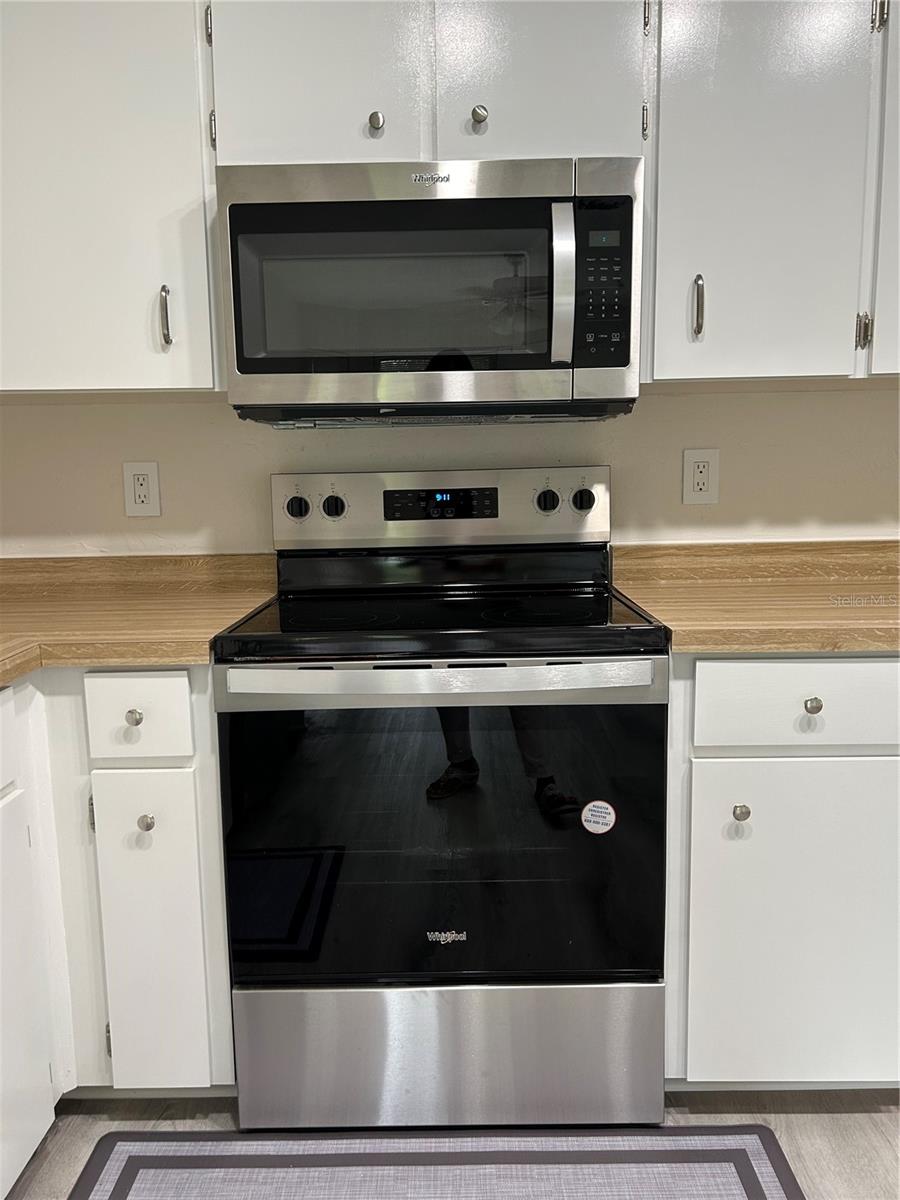 WILDMERE MANOR - Residential Lease