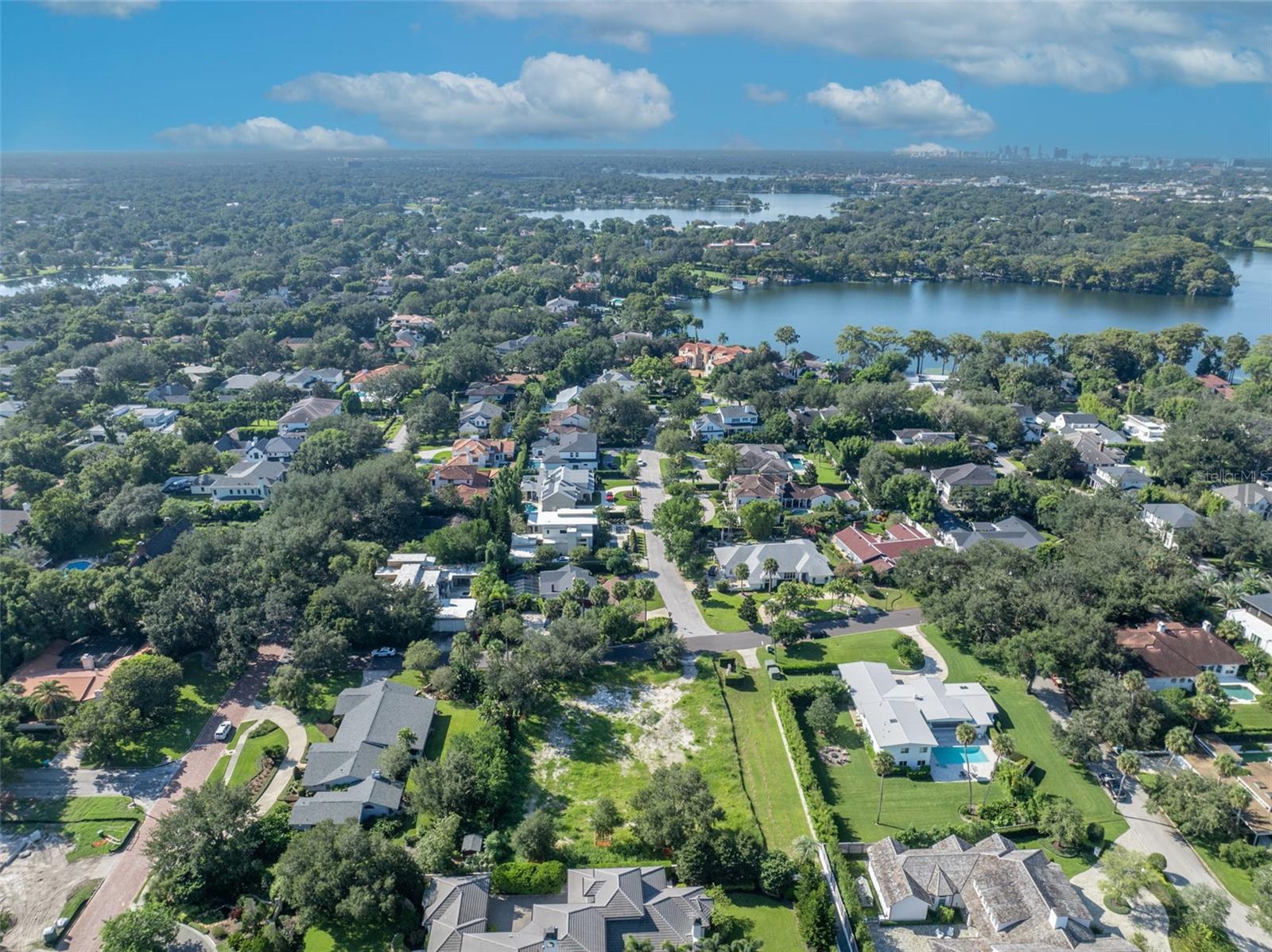SICILIAN SHORES - Land