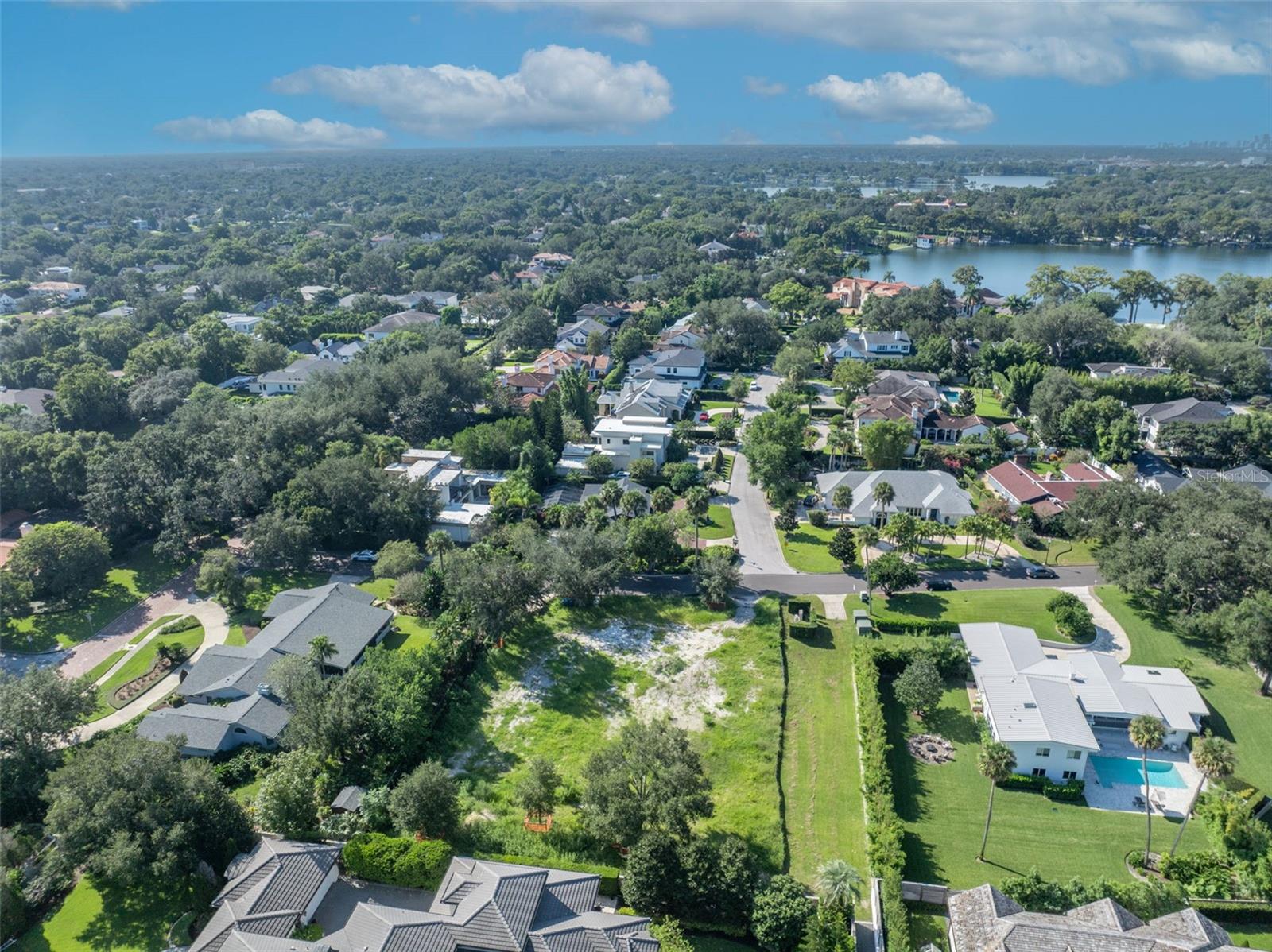 SICILIAN SHORES - Land