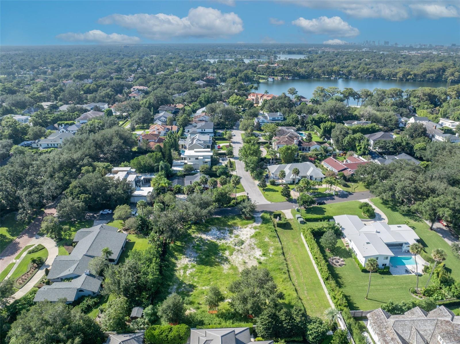 SICILIAN SHORES - Land