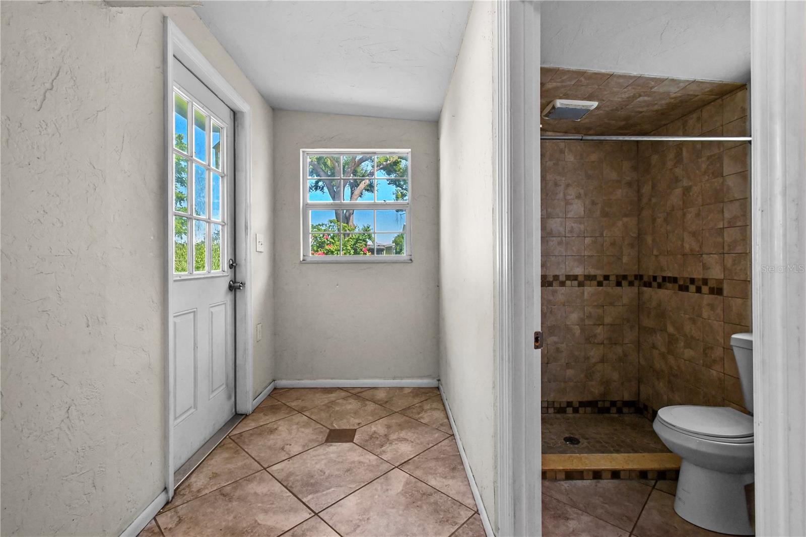 PALMETTO TERRACE - Residential