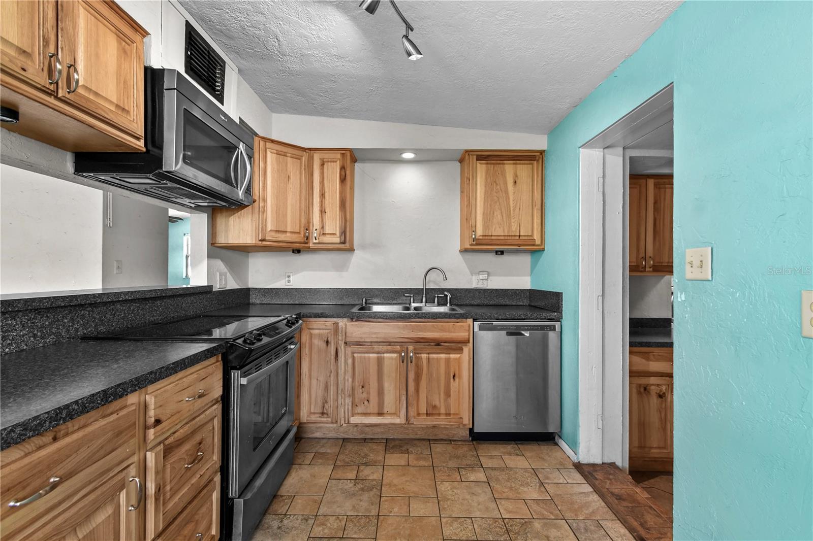 PALMETTO TERRACE - Residential