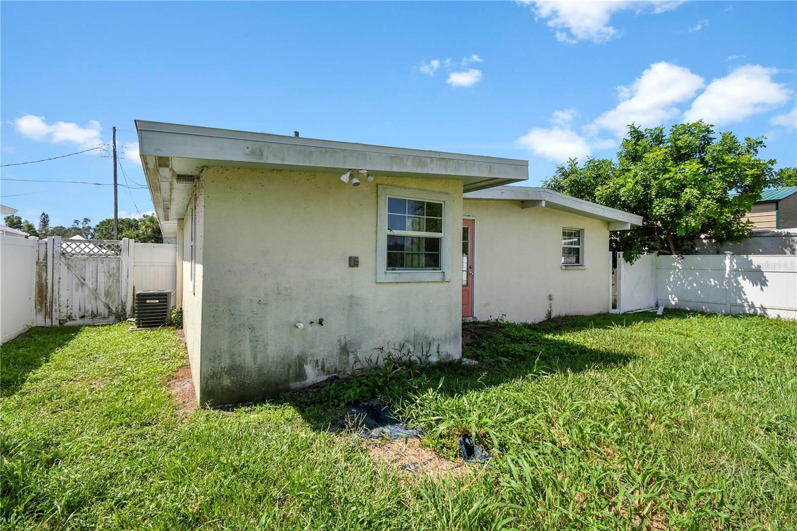 PALMETTO TERRACE - Residential