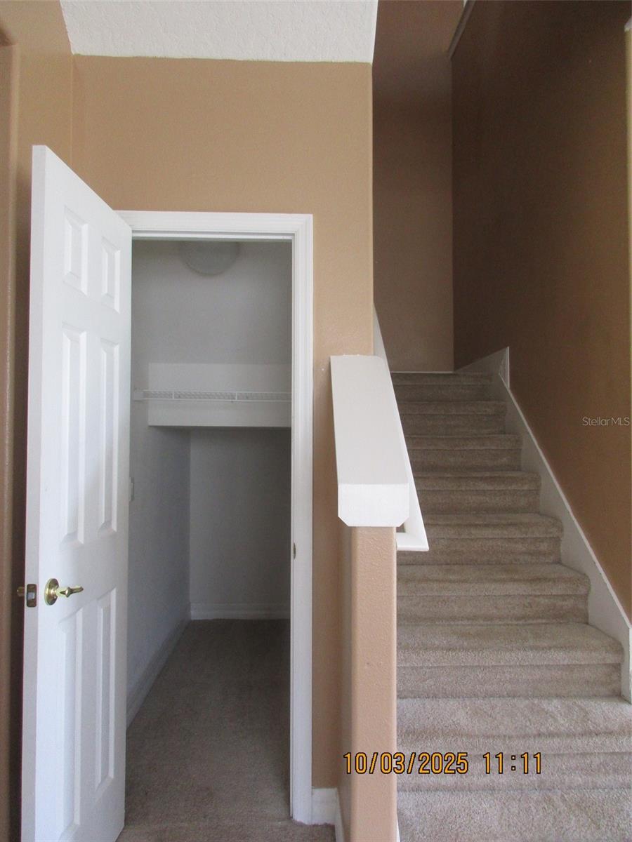 SOMERSET - Residential Lease