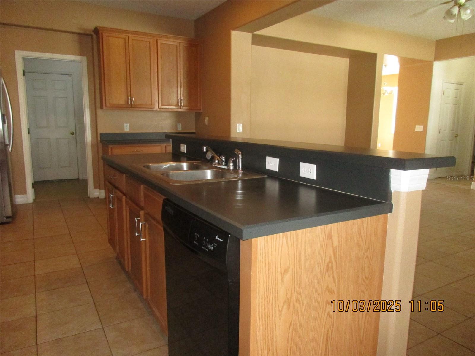 SOMERSET - Residential Lease