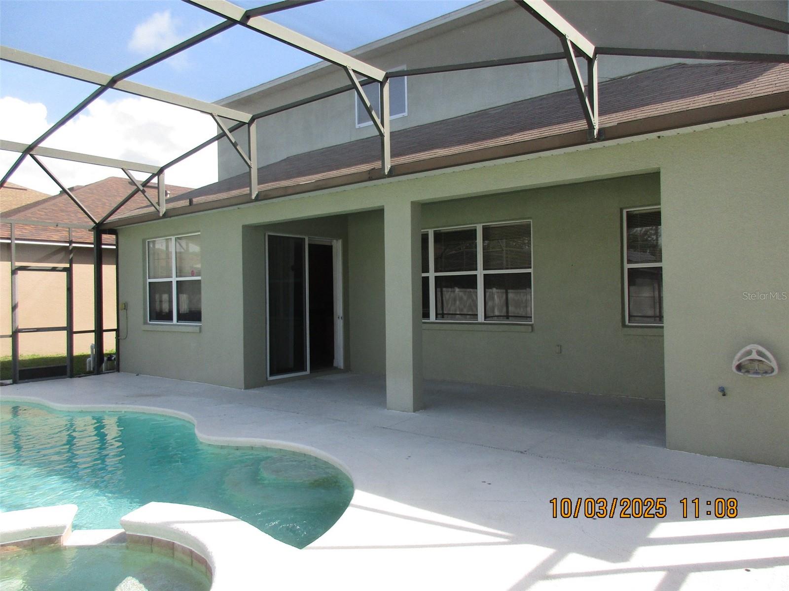 SOMERSET - Residential Lease