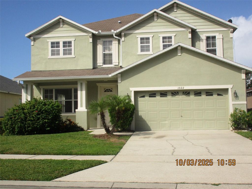 Photo of 1022 Berkeley Drive, Kissimmee, FL 34744 (MLS # S5136119)