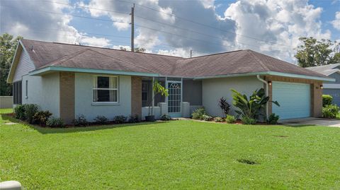 A home in PALMETTO