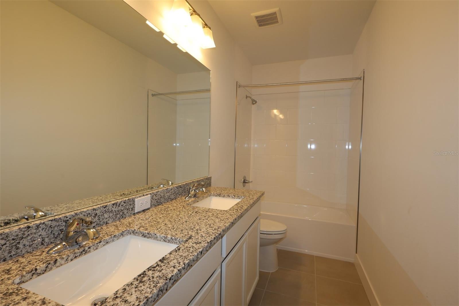 VISTERA OF VENICE - Residential