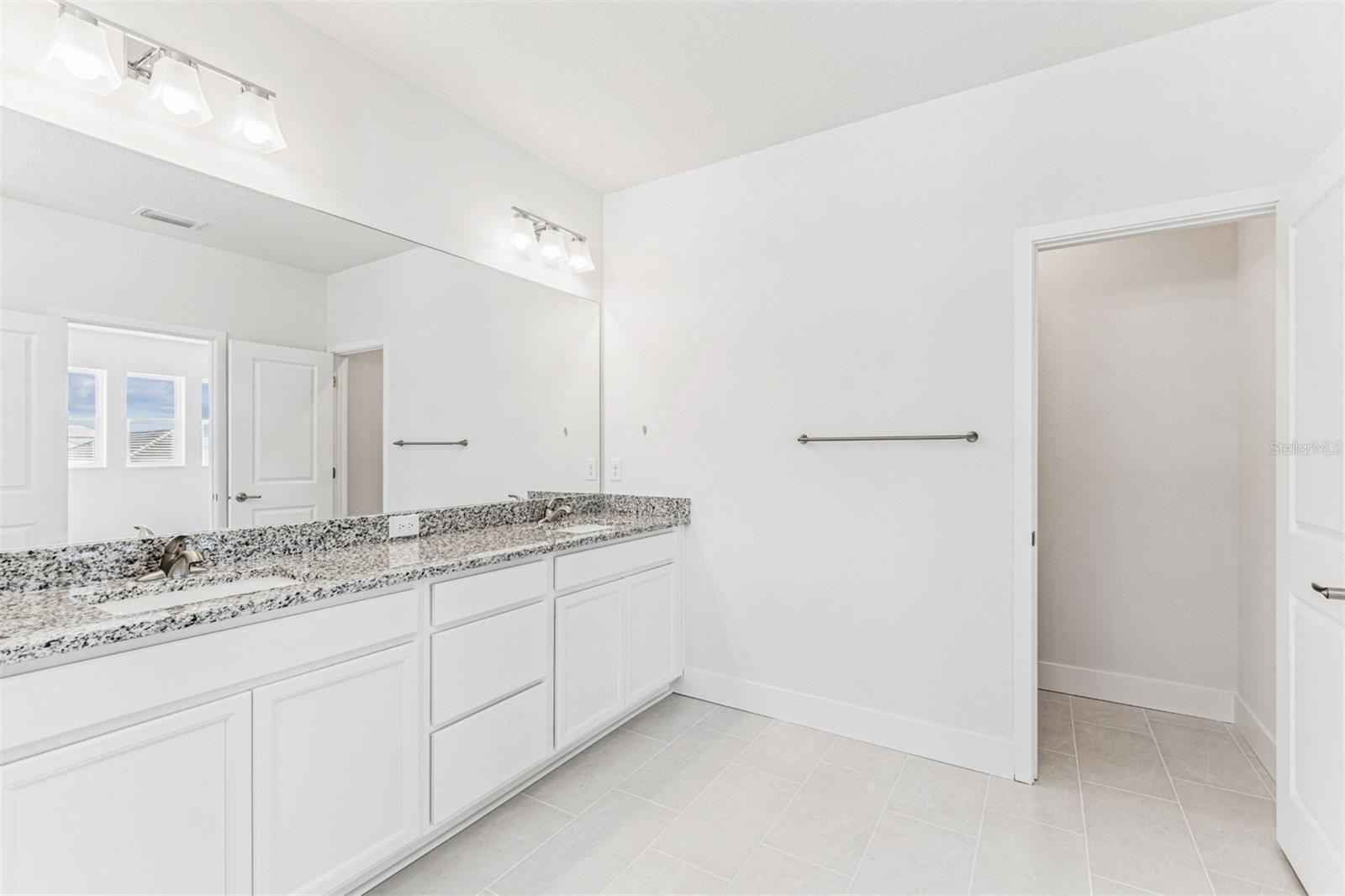 VISTERA OF VENICE - Residential