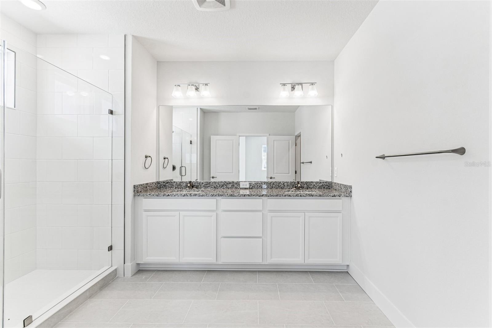 VISTERA OF VENICE - Residential