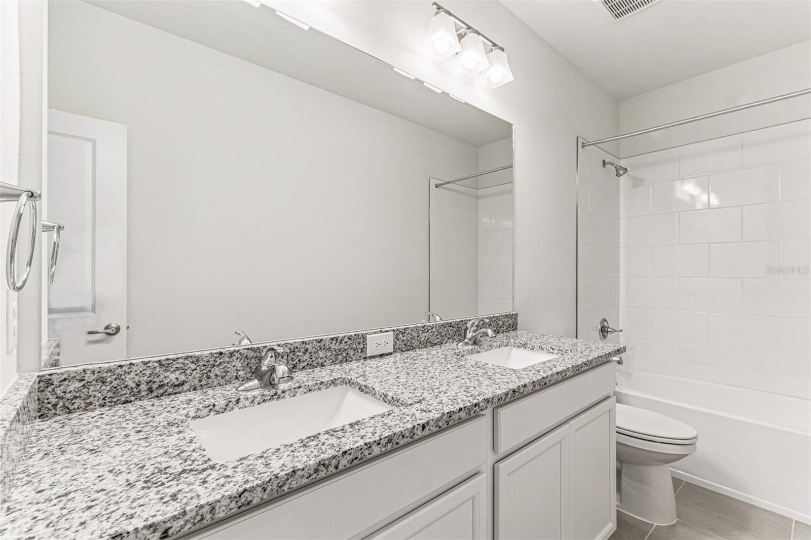 VISTERA OF VENICE - Residential