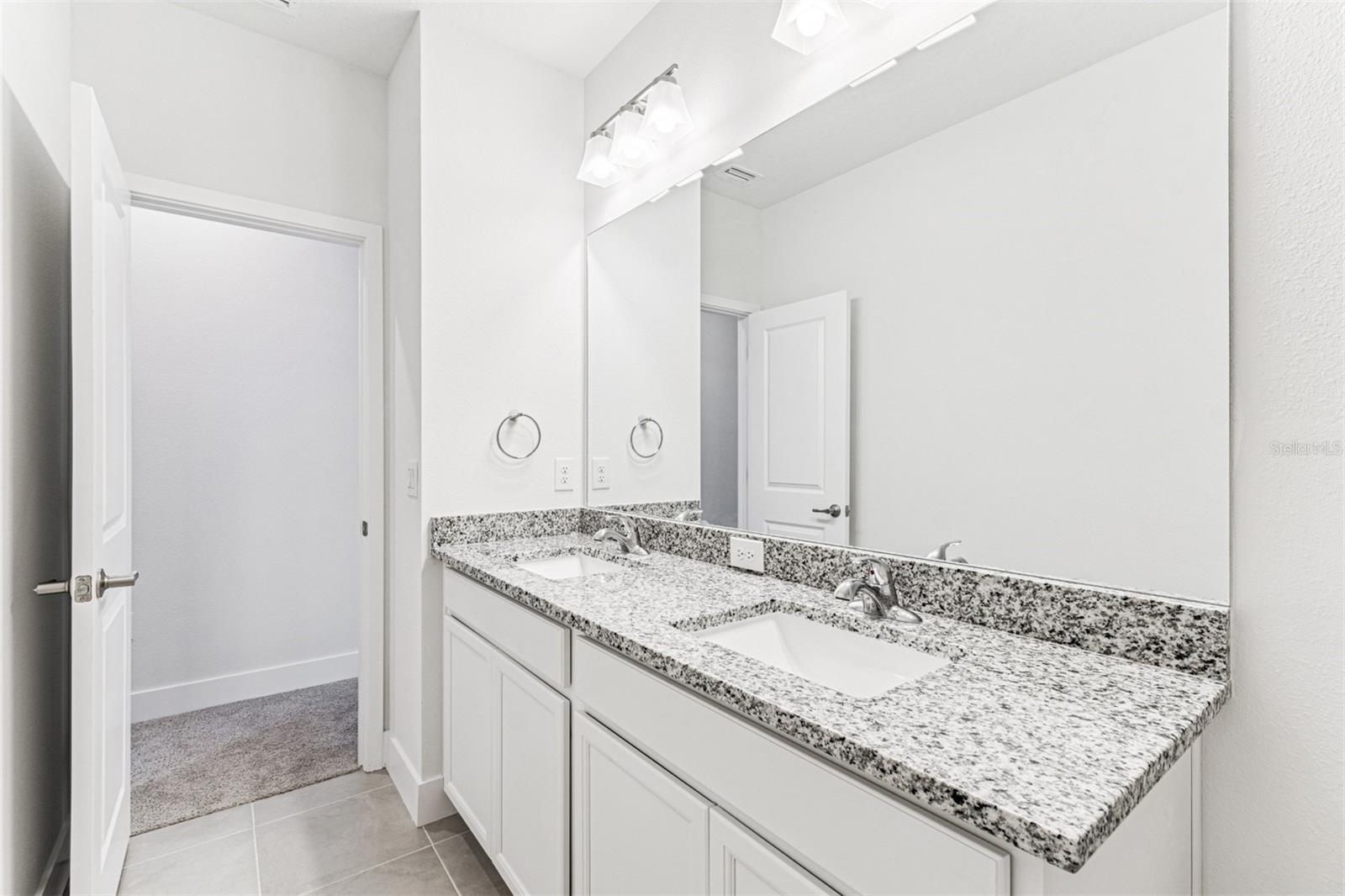 VISTERA OF VENICE - Residential