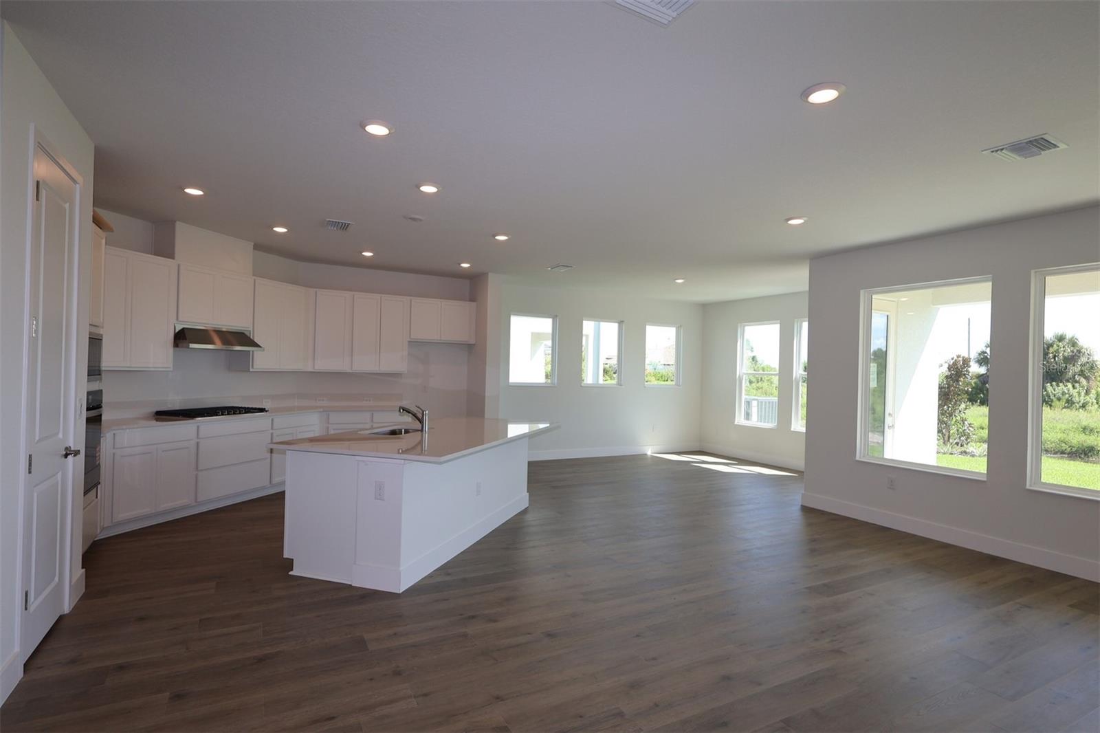 VISTERA OF VENICE - Residential