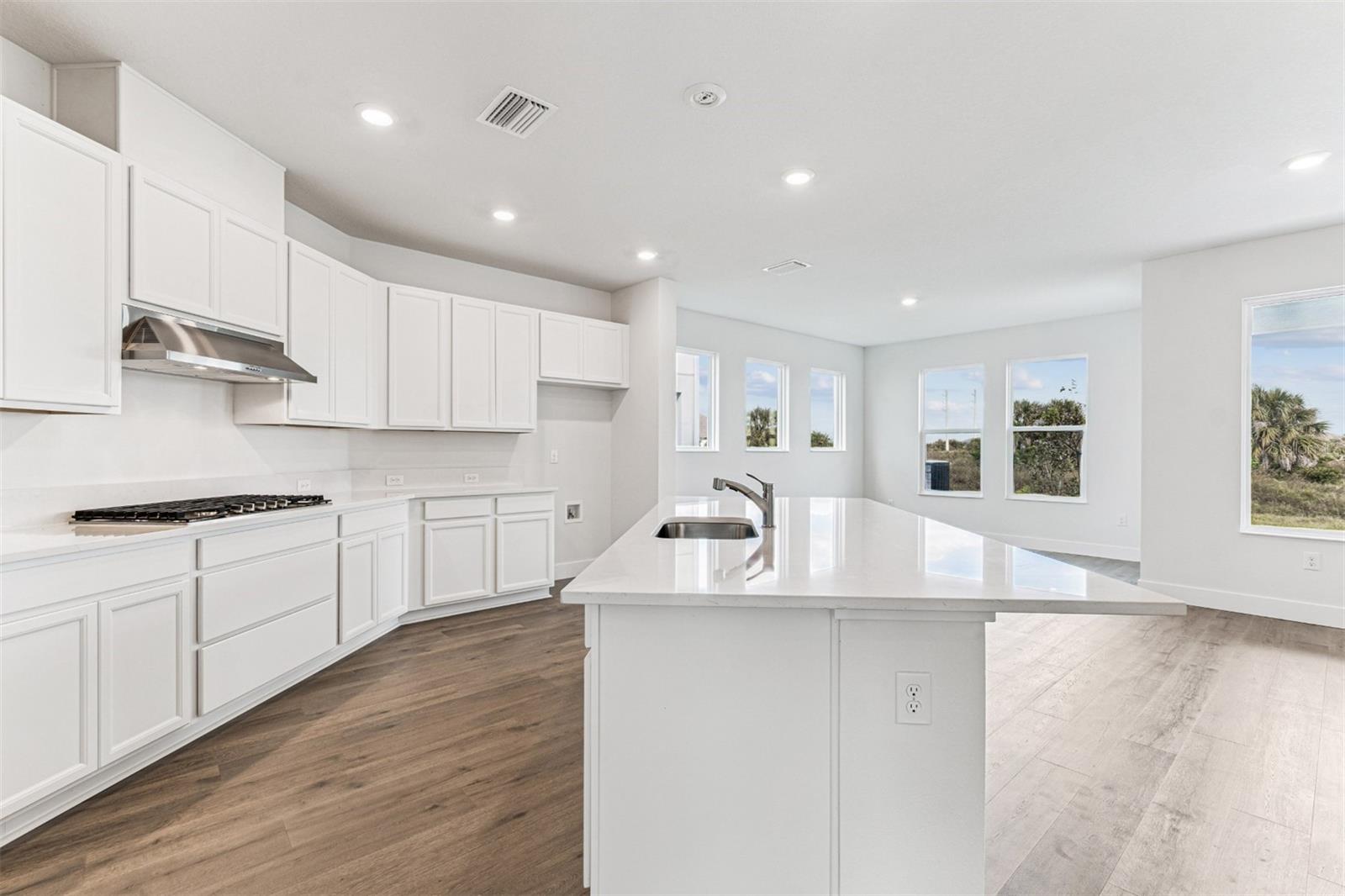 VISTERA OF VENICE - Residential