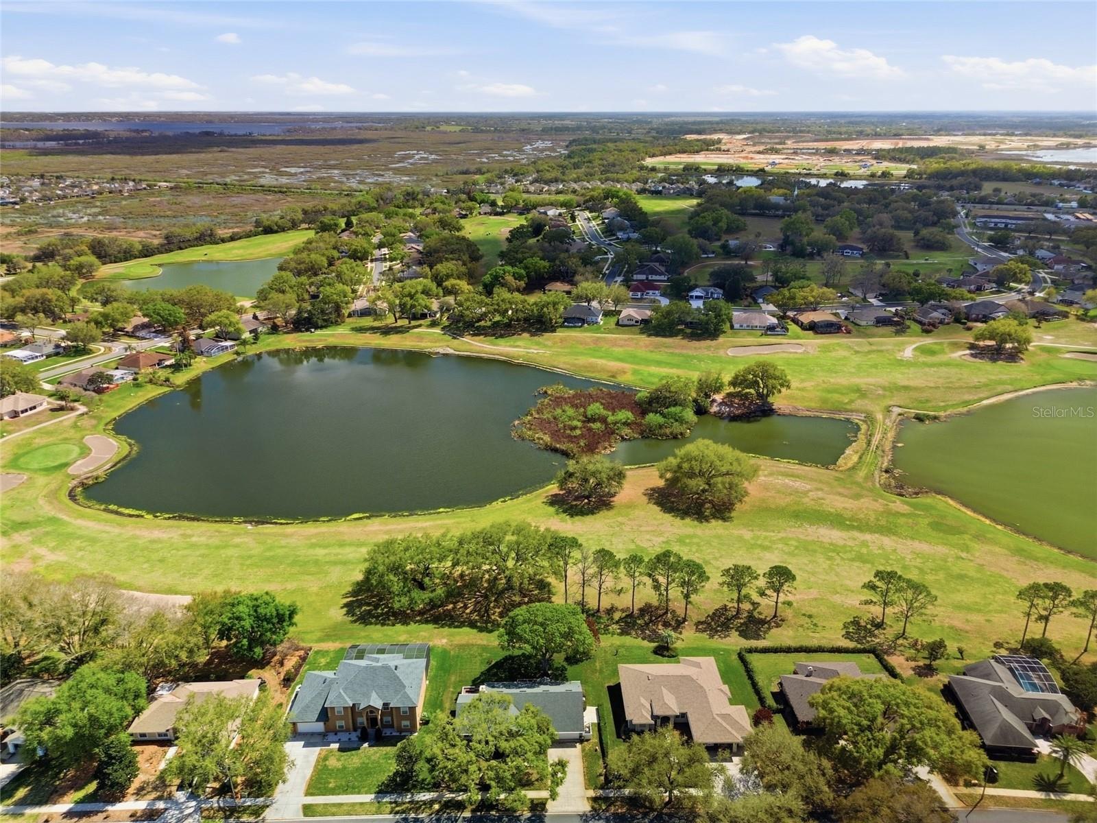VILLAGE GREEN - Residential
