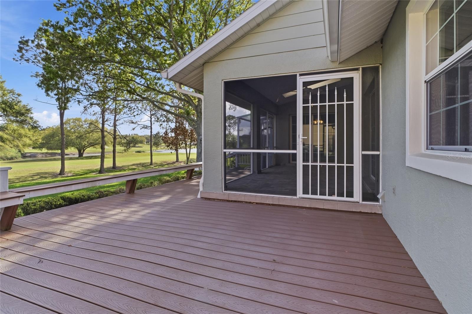 VILLAGE GREEN - Residential