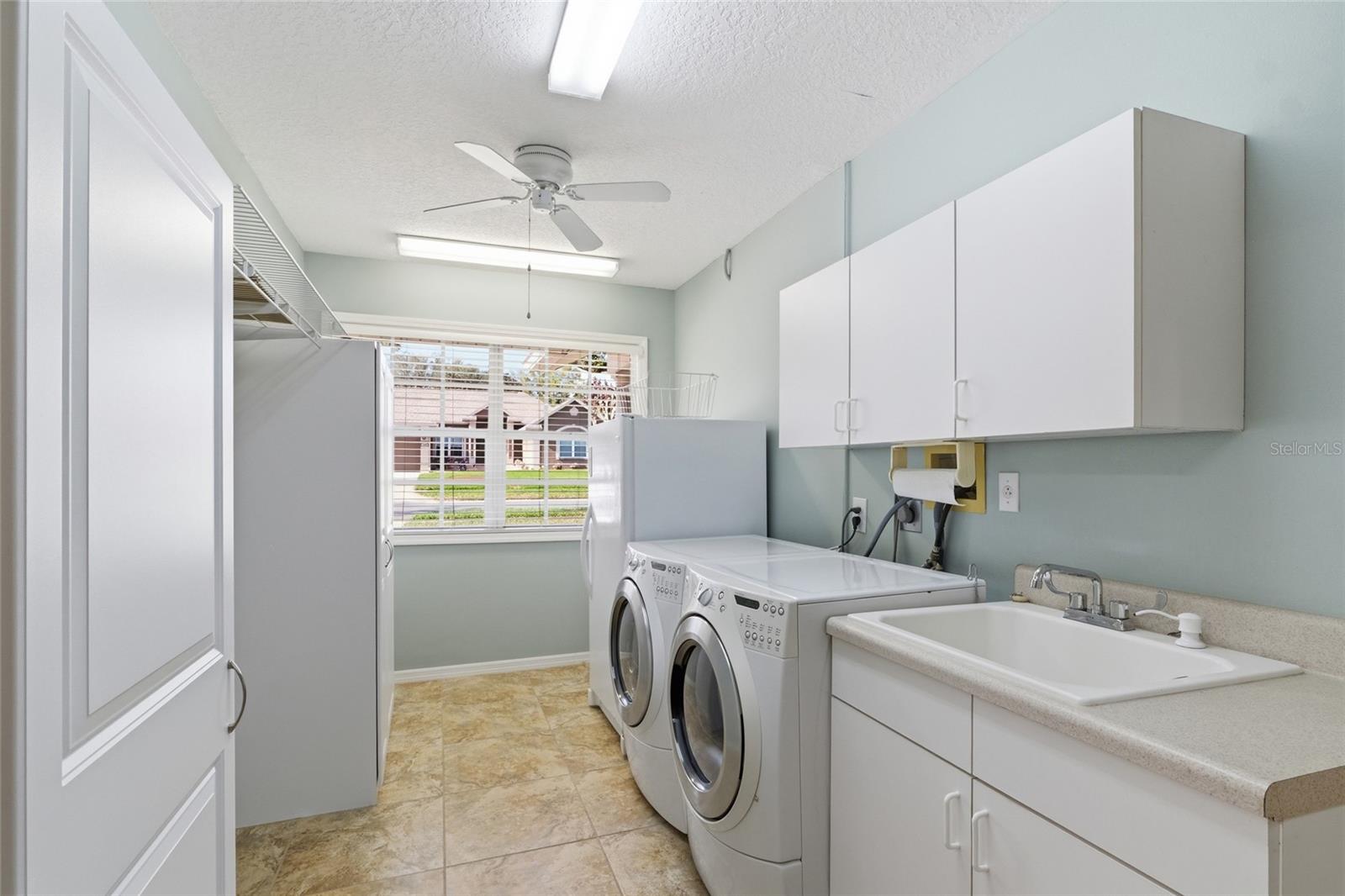 VILLAGE GREEN - Residential