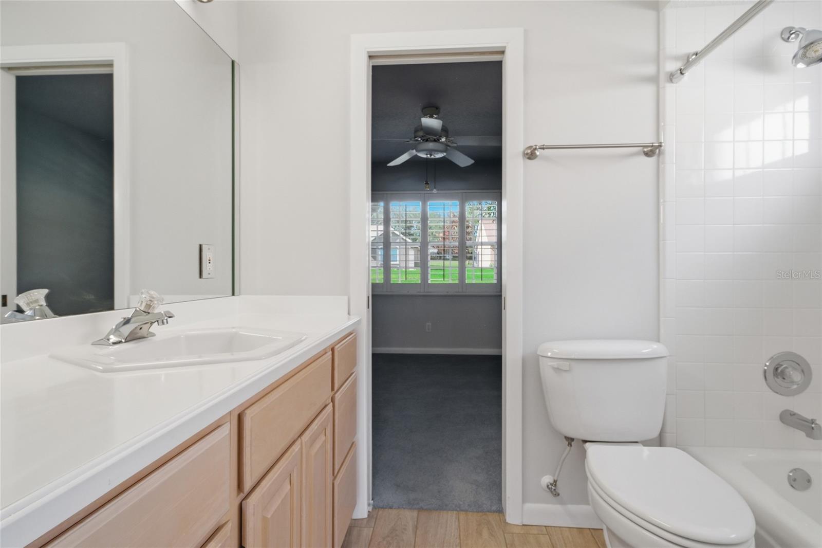 VILLAGE GREEN - Residential