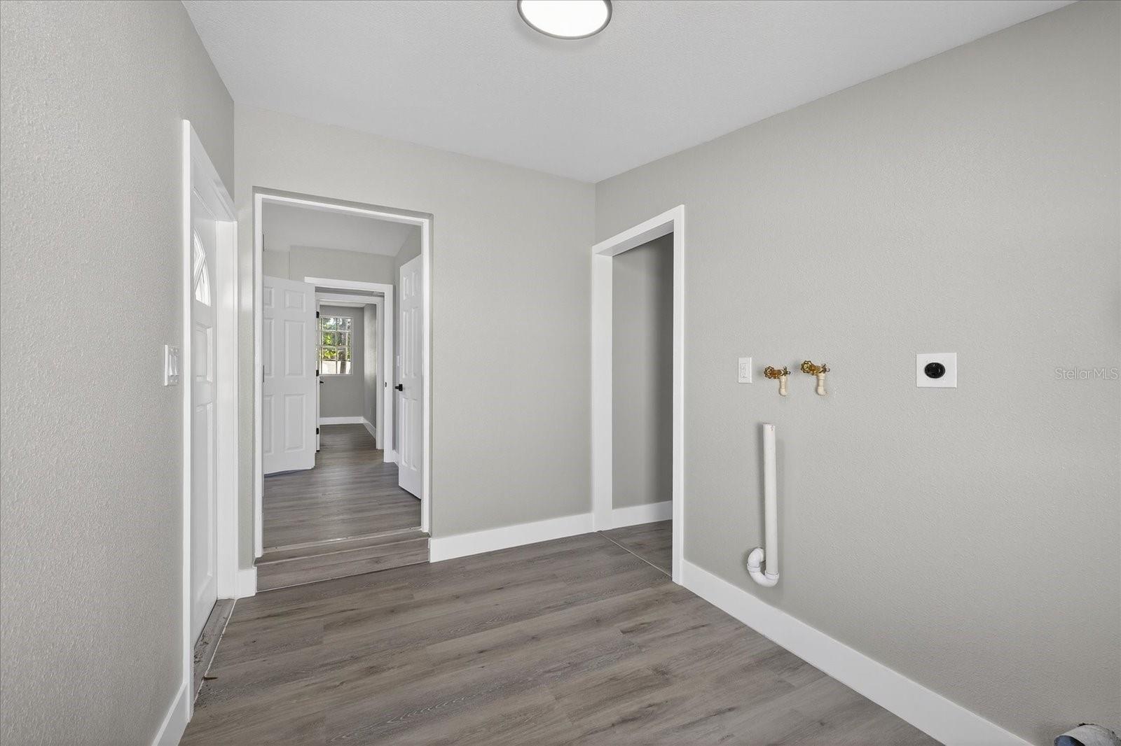 WEST PARK ESTATES UNIT 2 - Residential