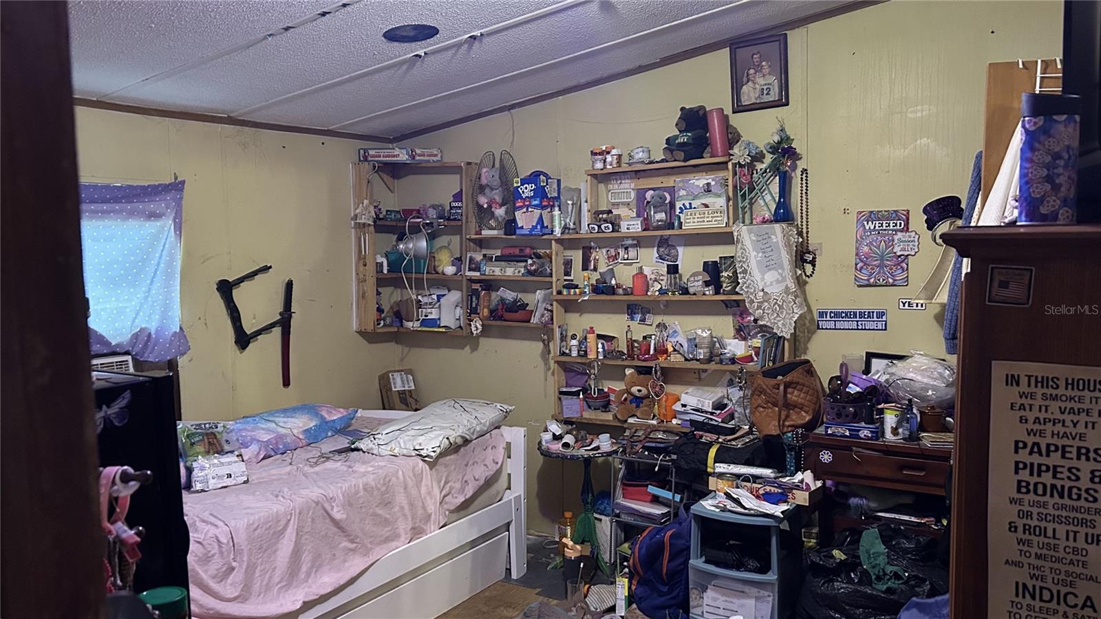 WHITFIELD ACRES SUB - Residential