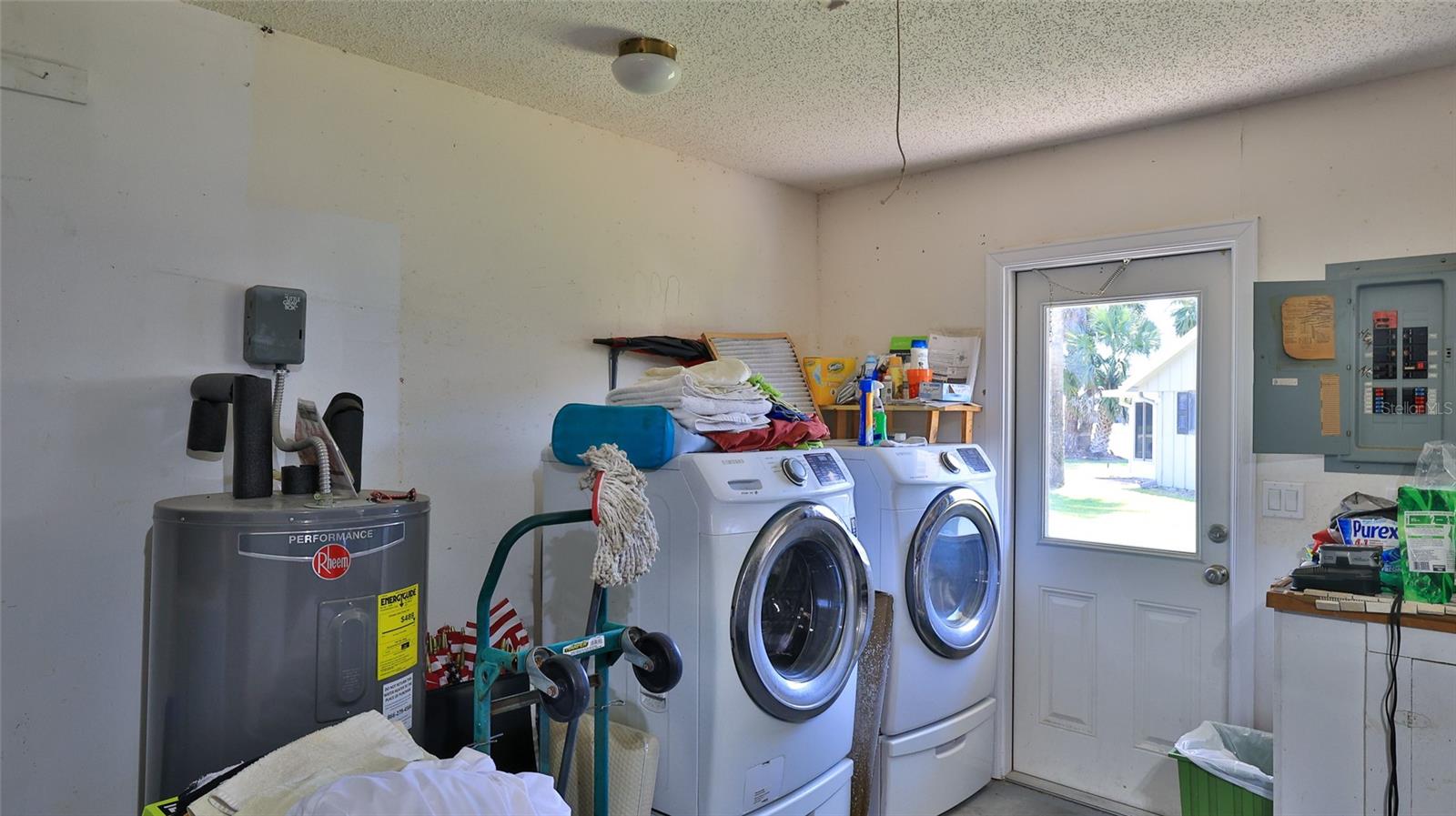 FAIRGREEN HOA UNIT VI - Residential