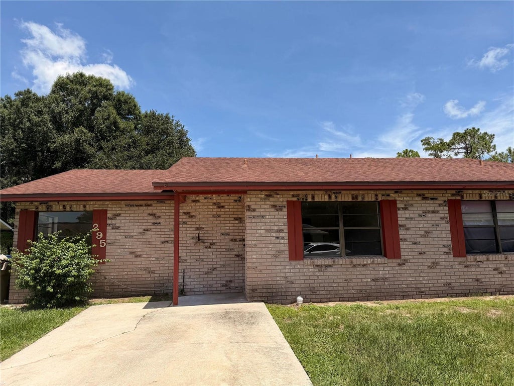 Photo of 295 Cobalt Drive, Kissimmee, FL 34758 (MLS # S5154258)