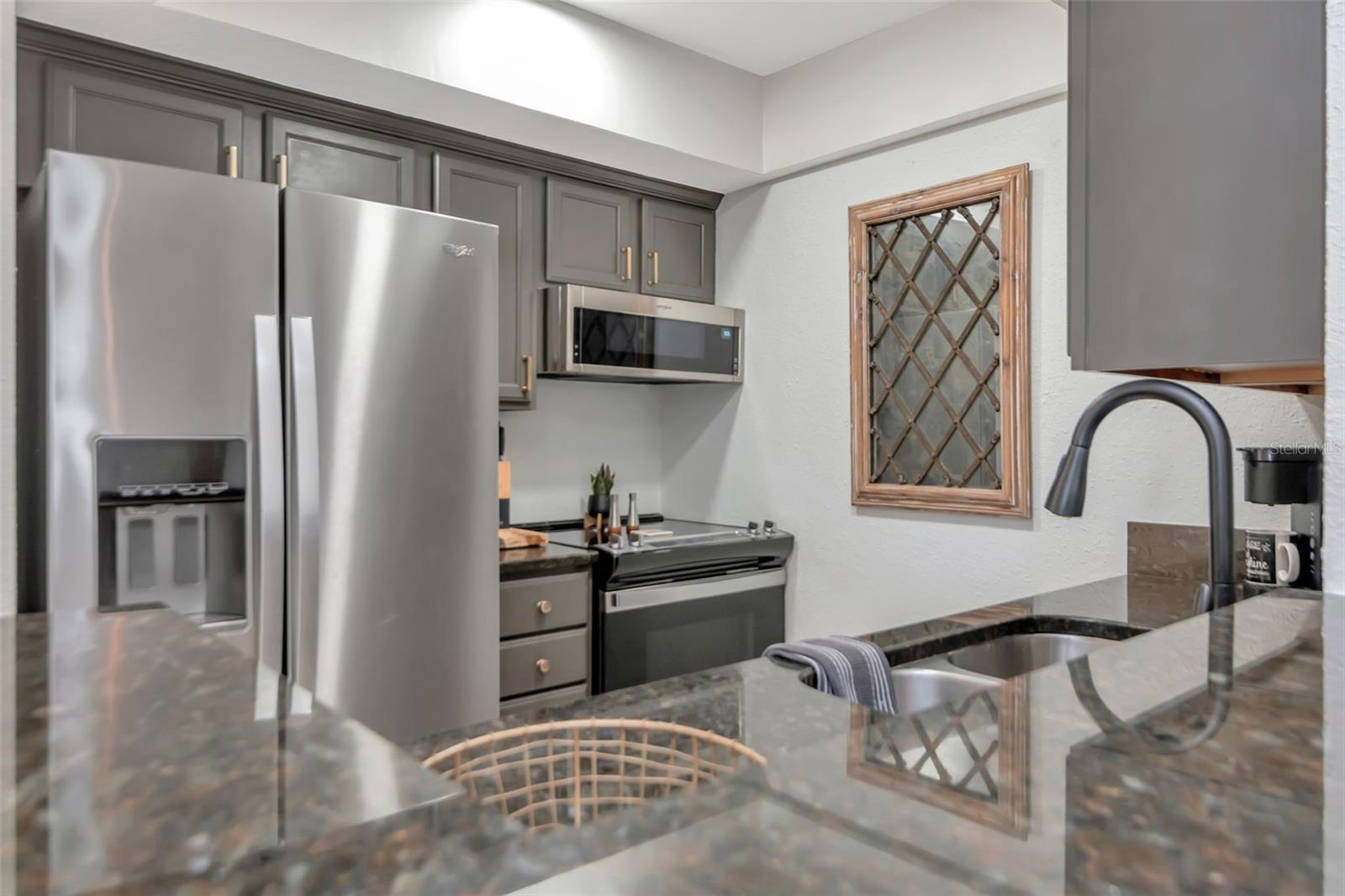 VICTORIA PALMS CONDO - Residential