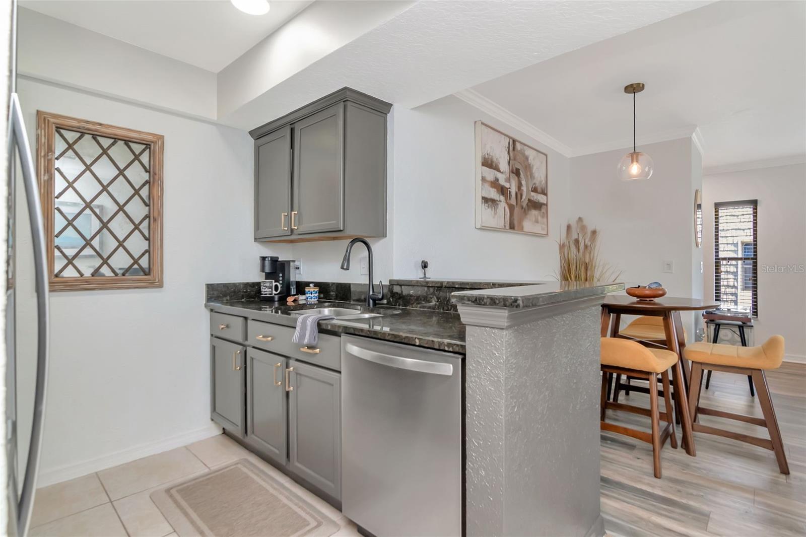 VICTORIA PALMS CONDO - Residential